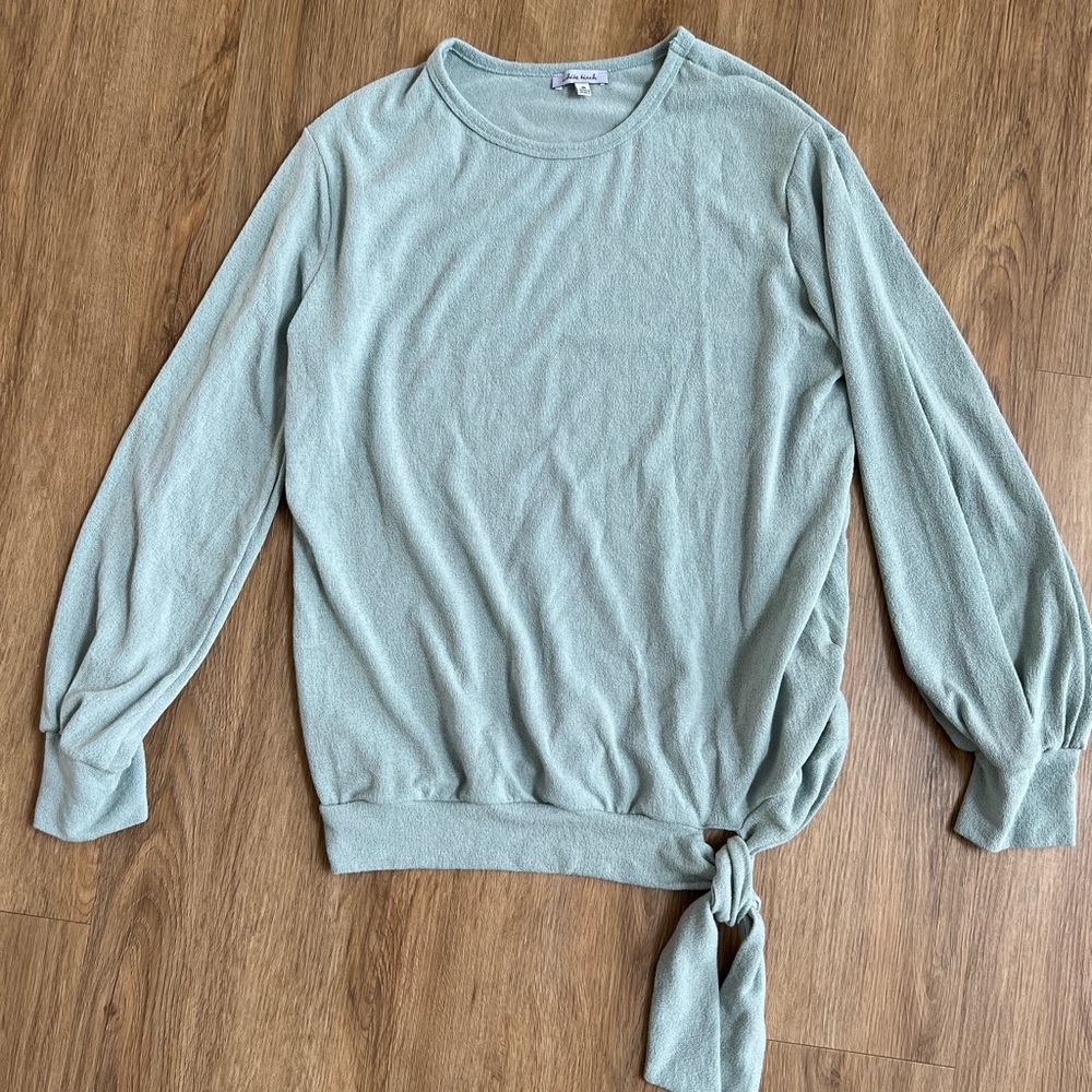 White birch top